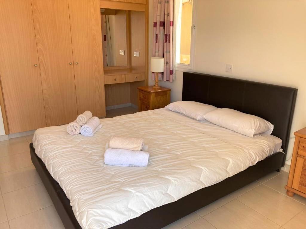 Sirena Olympia Apartment 40 Paphos Kültér fotó